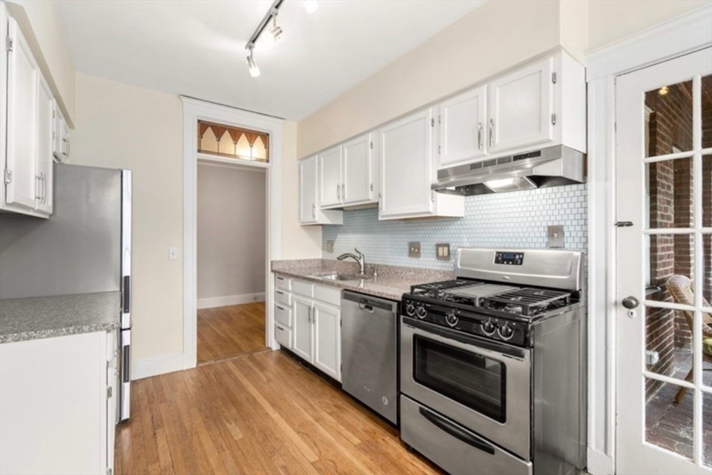 11 Vinal St # 9