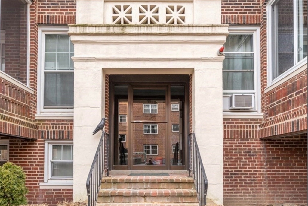 11 Vinal St # 9