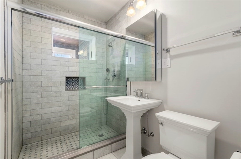 11 Vinal St # 9