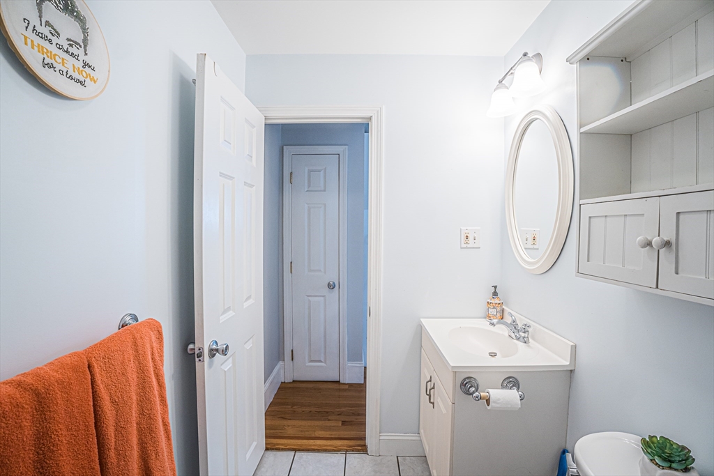7 Mortimer Pl # 2
