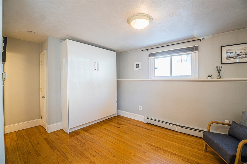 7 Mortimer Pl # 2
