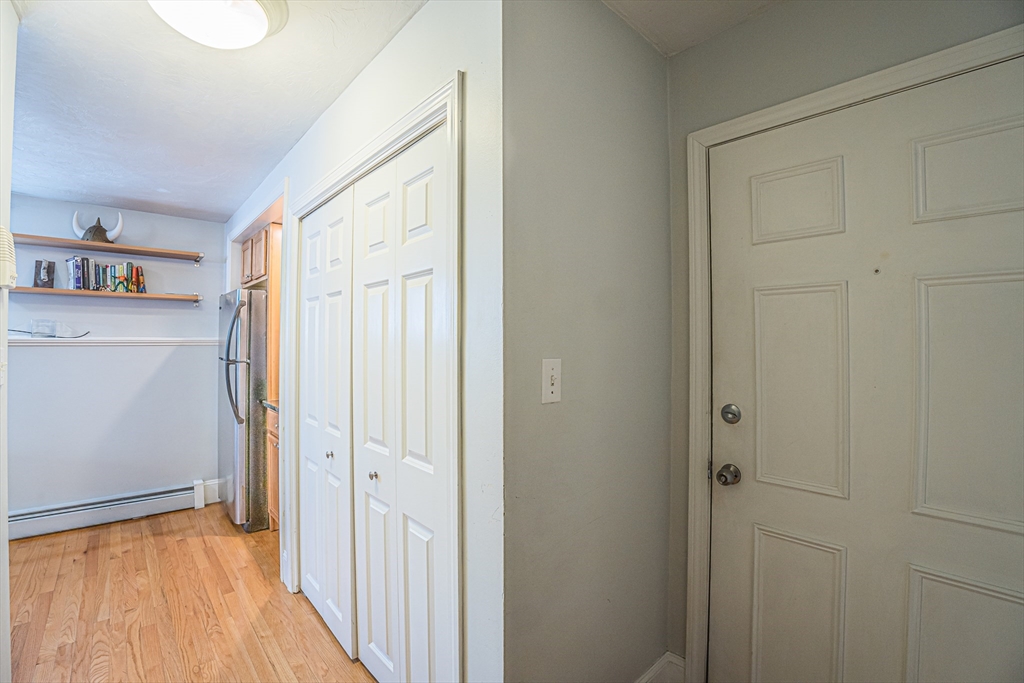 7 Mortimer Pl # 2