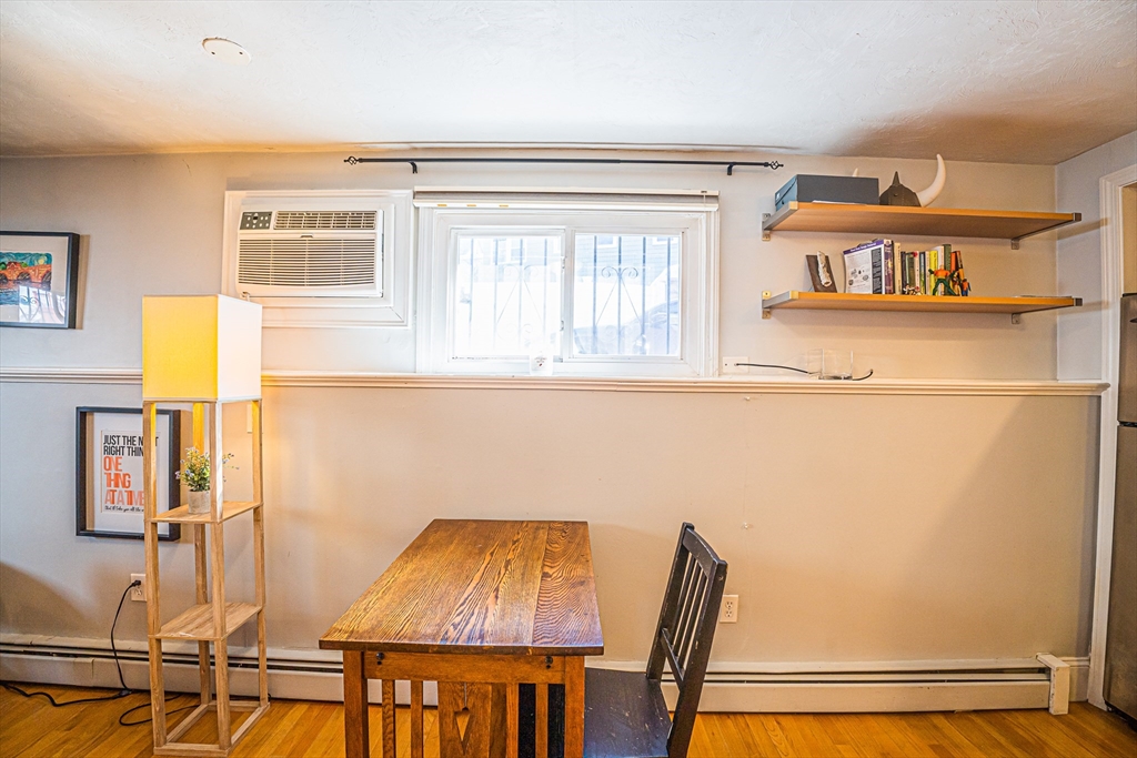 7 Mortimer Pl # 2