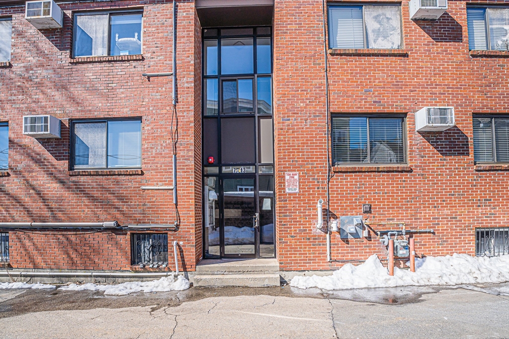 7 Mortimer Pl # 2