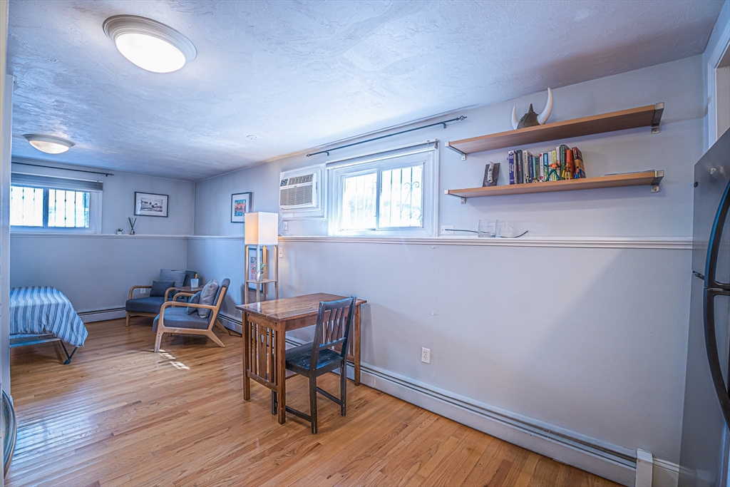 7 Mortimer Pl # 2
