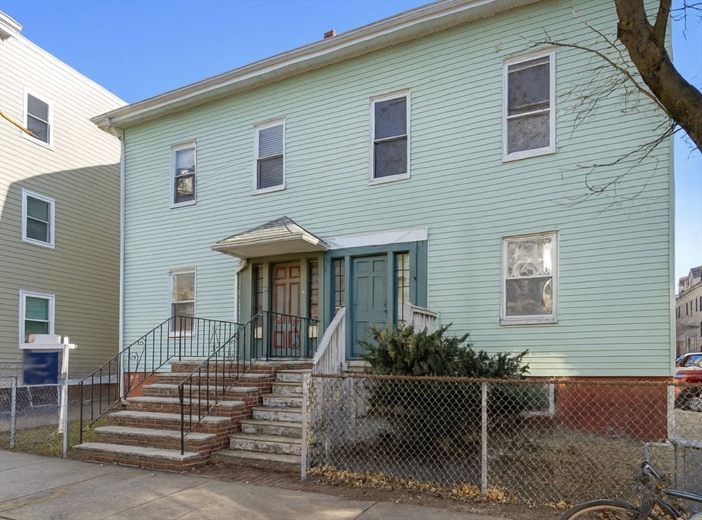 64 Elm St APT 2