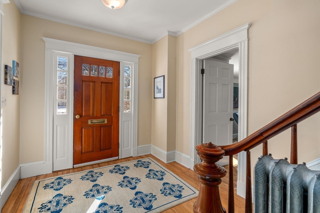 103 Oak St