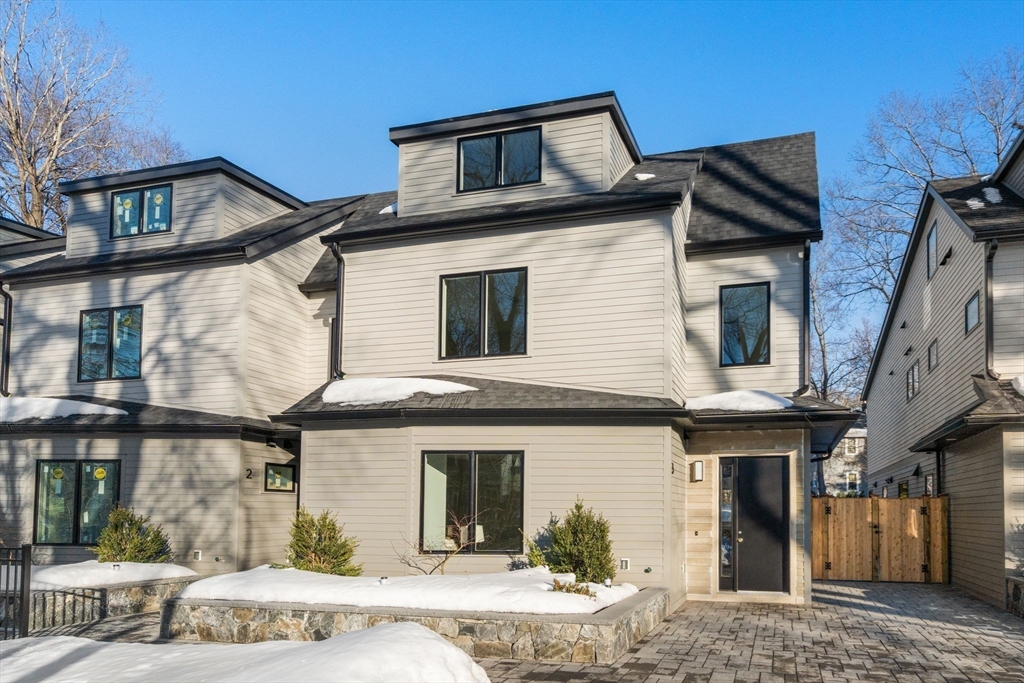 956 Walnut Street # 3