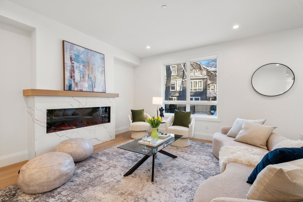 956 Walnut Street # 3