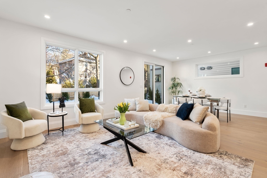 956 Walnut Street # 3