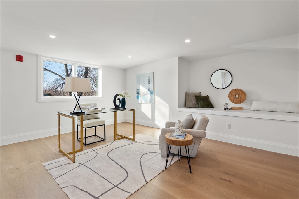 956 Walnut Street # 3