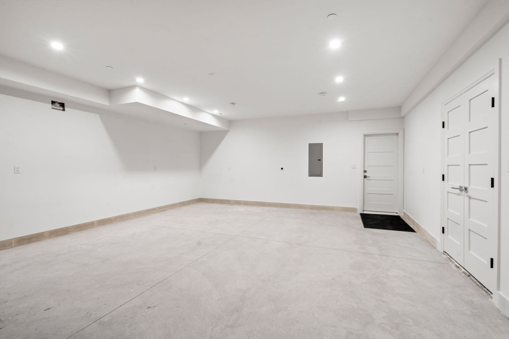 956 Walnut Street # 3