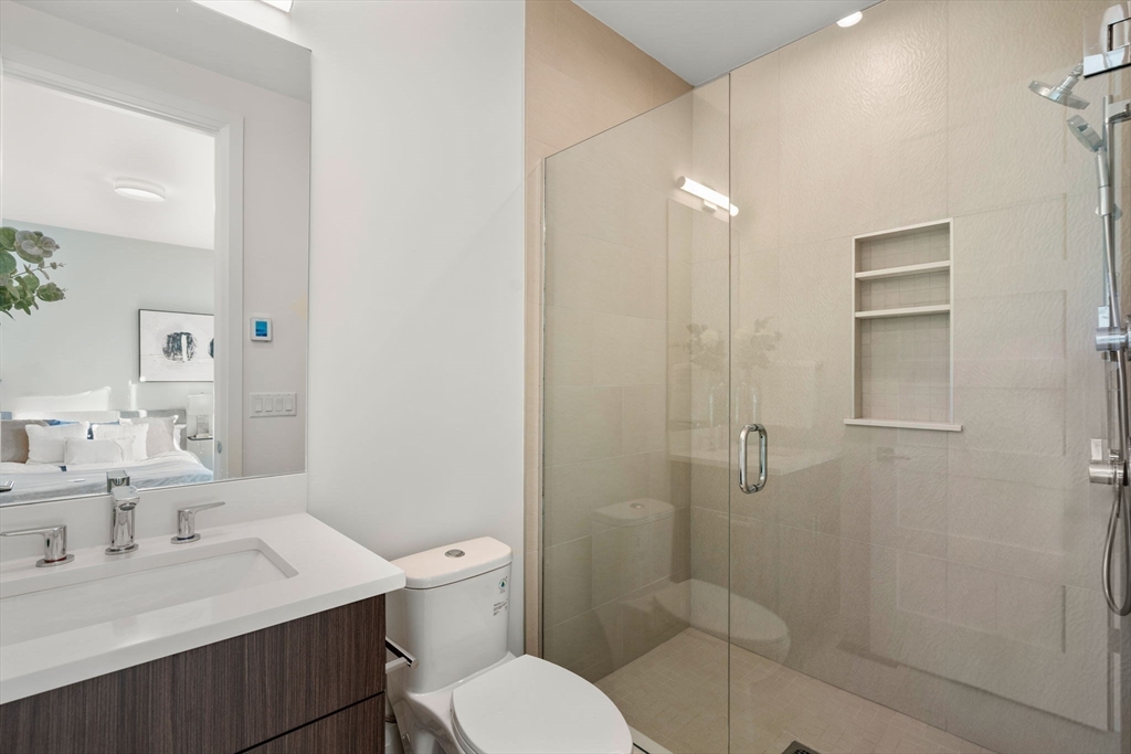 956 Walnut Street # 3