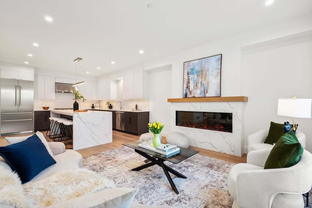 956 Walnut Street # 3