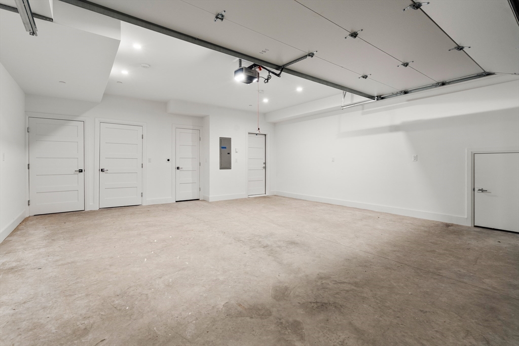 956 Walnut Street # 3