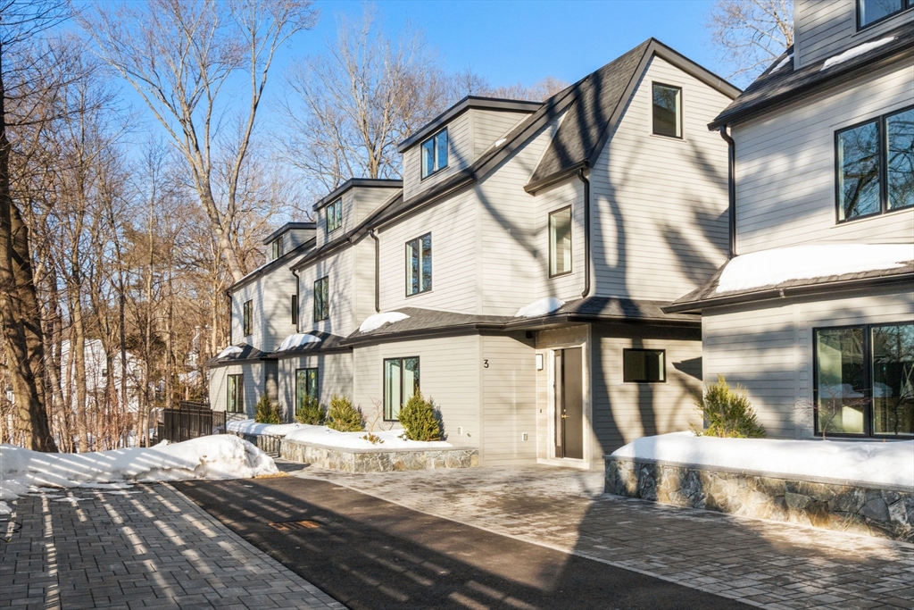 956 Walnut Street # 3