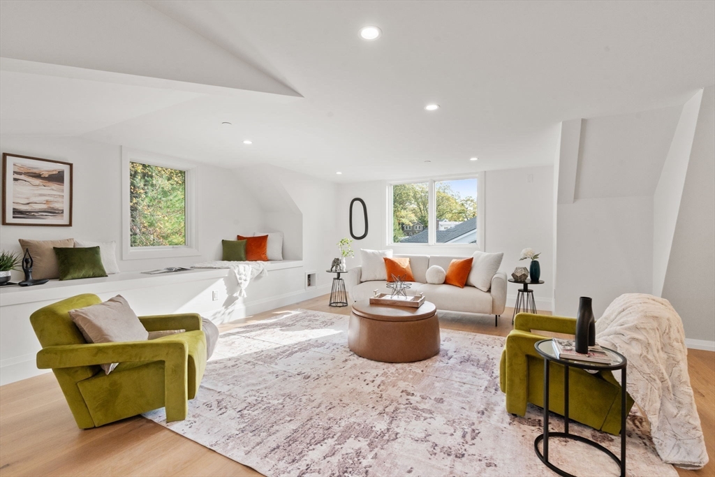 956 Walnut Street # 3