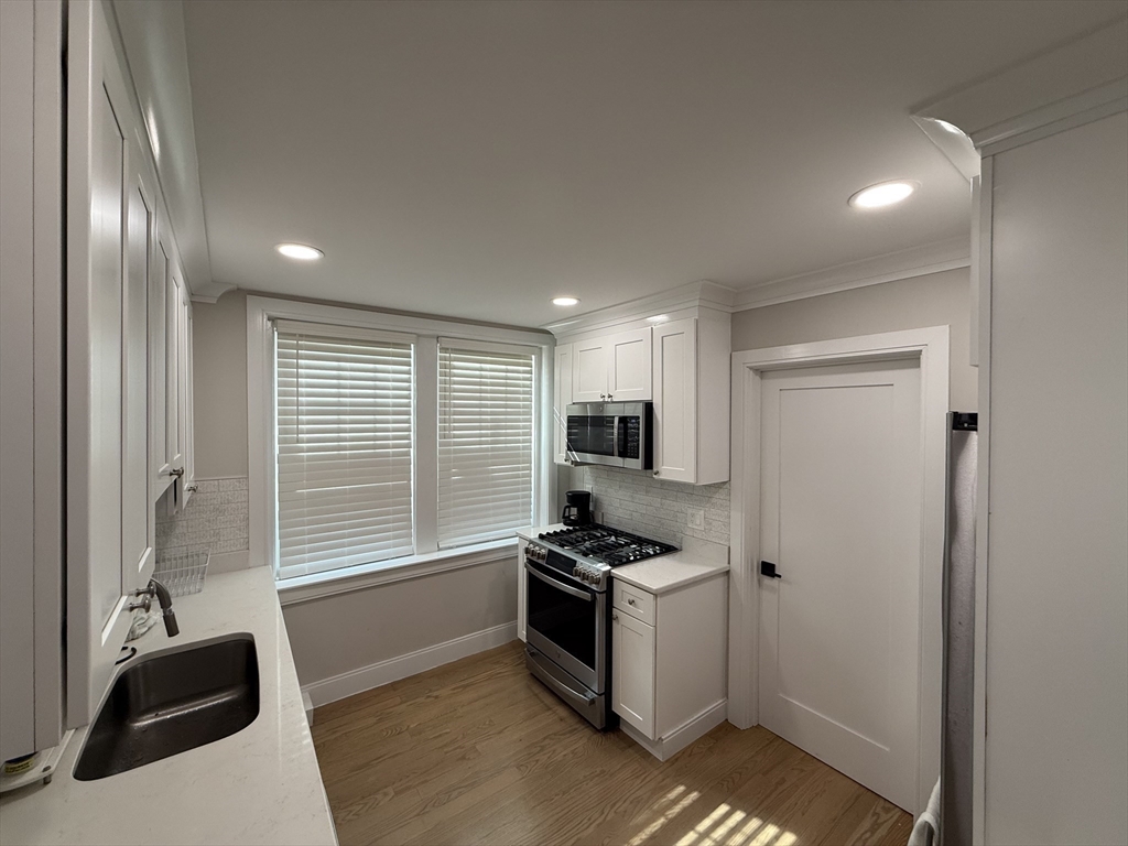 2031 Commonwealth # 10