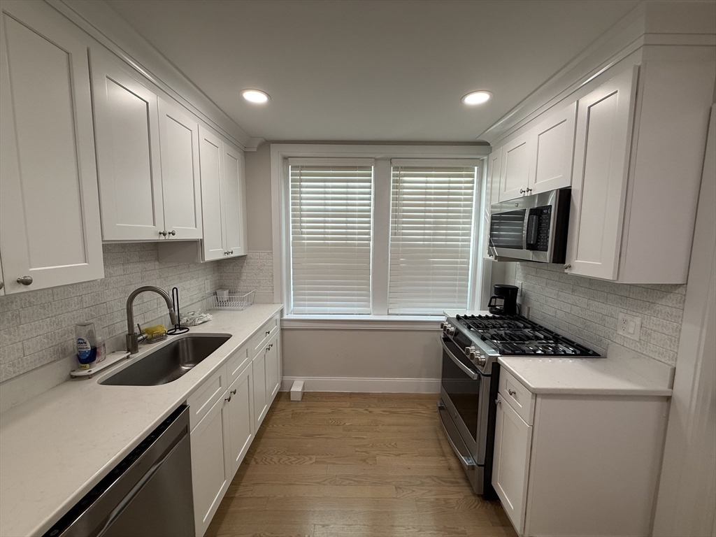 2031 Commonwealth # 10