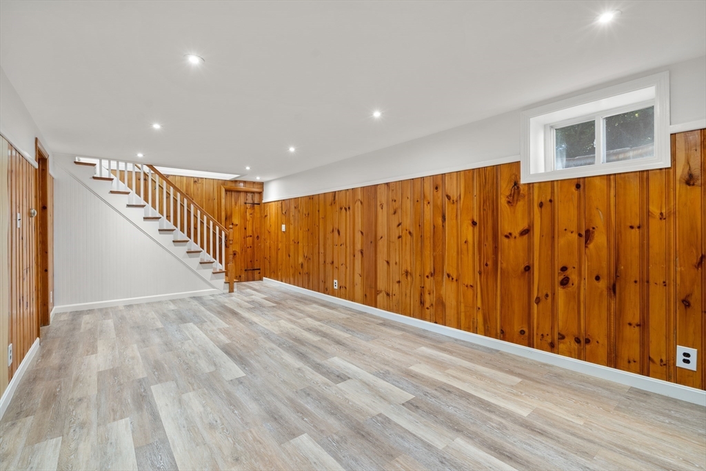 31 Potter Rd