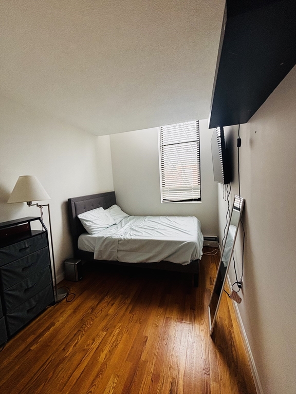 60 Gibson St # 303