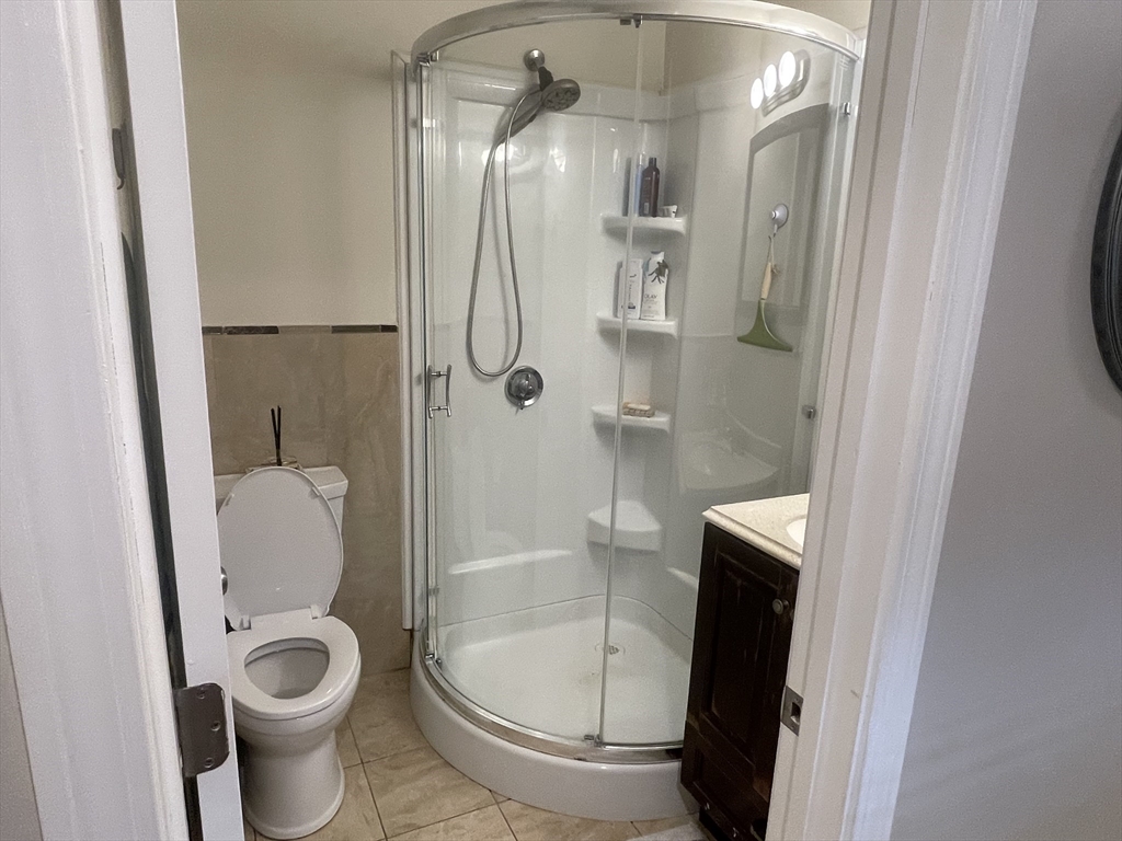 25 William Jackson Ave # 2
