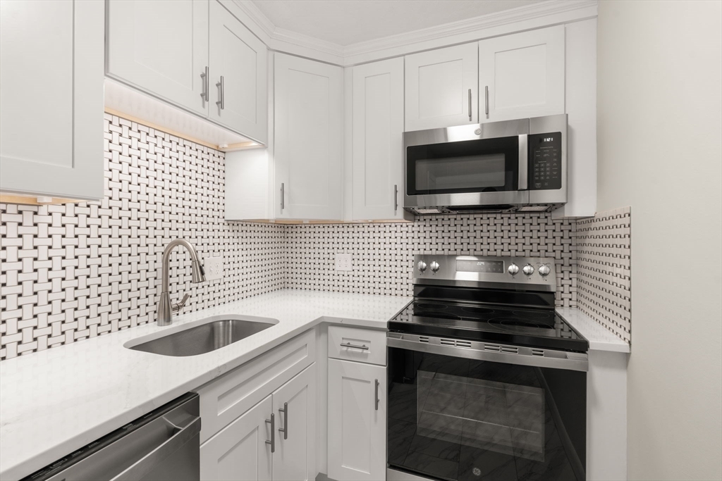 35 Glencoe Street # 43