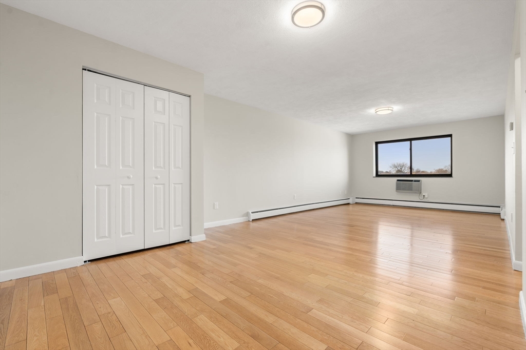 35 Glencoe Street # 43
