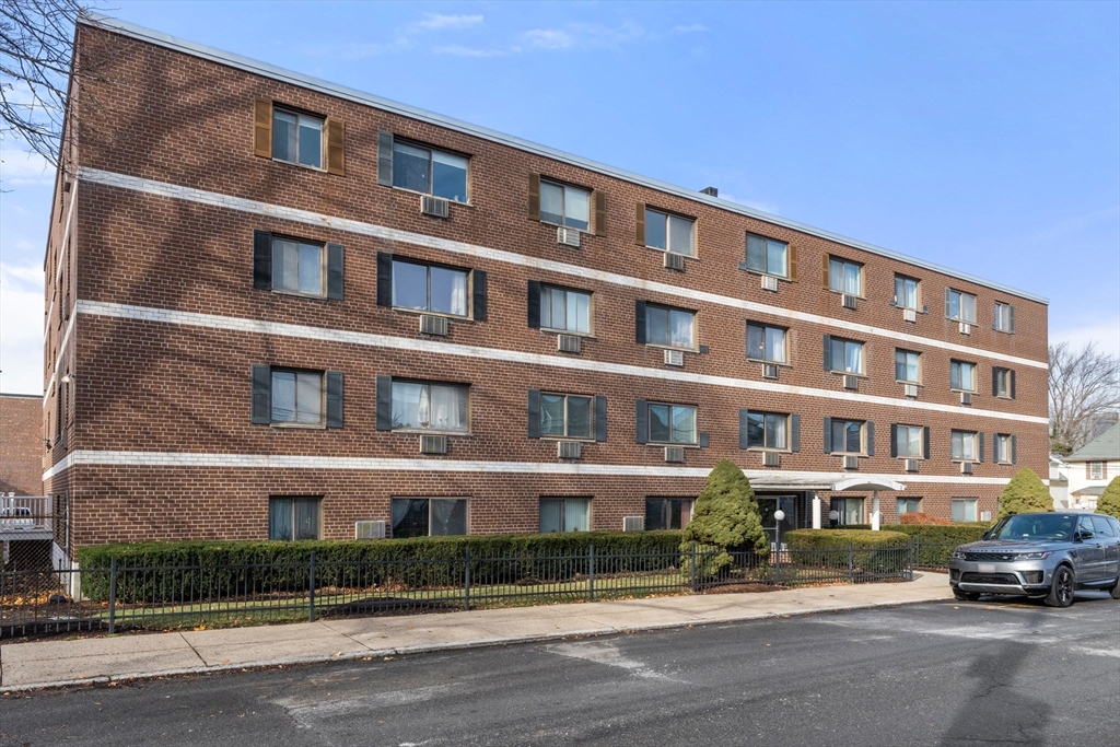 35 Glencoe Street # 43