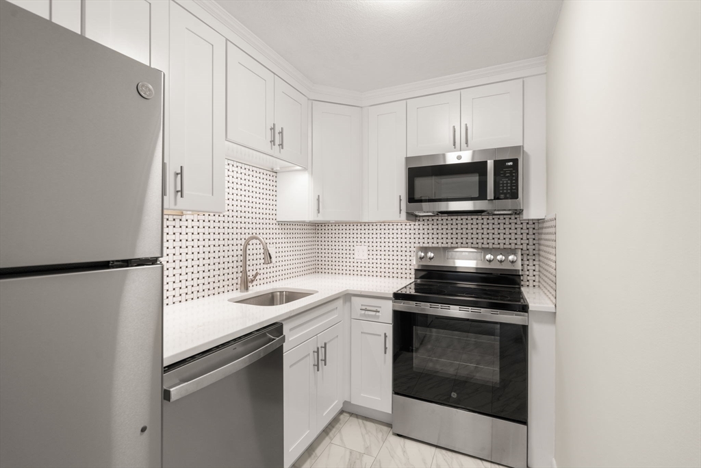 35 Glencoe Street # 43