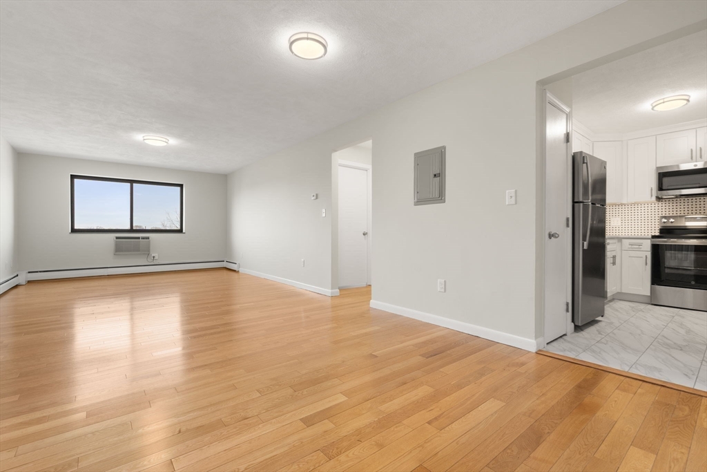 35 Glencoe Street # 43