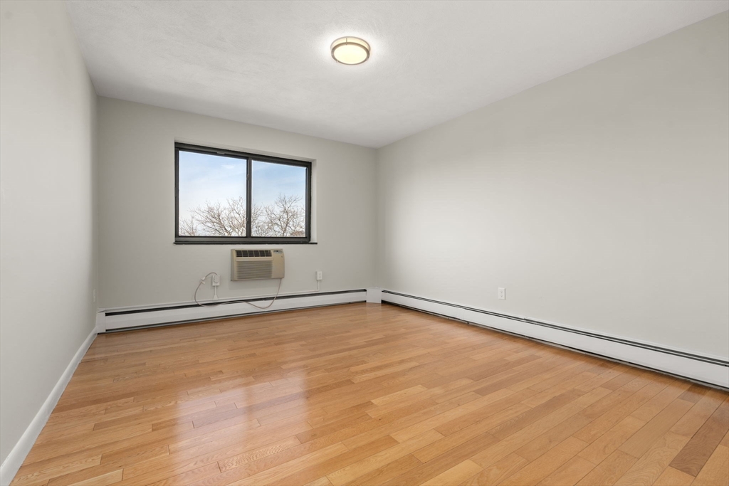 35 Glencoe Street # 43