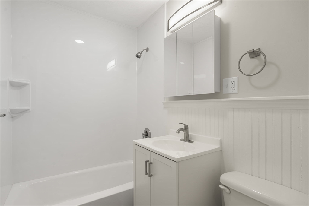35 Glencoe Street # 43