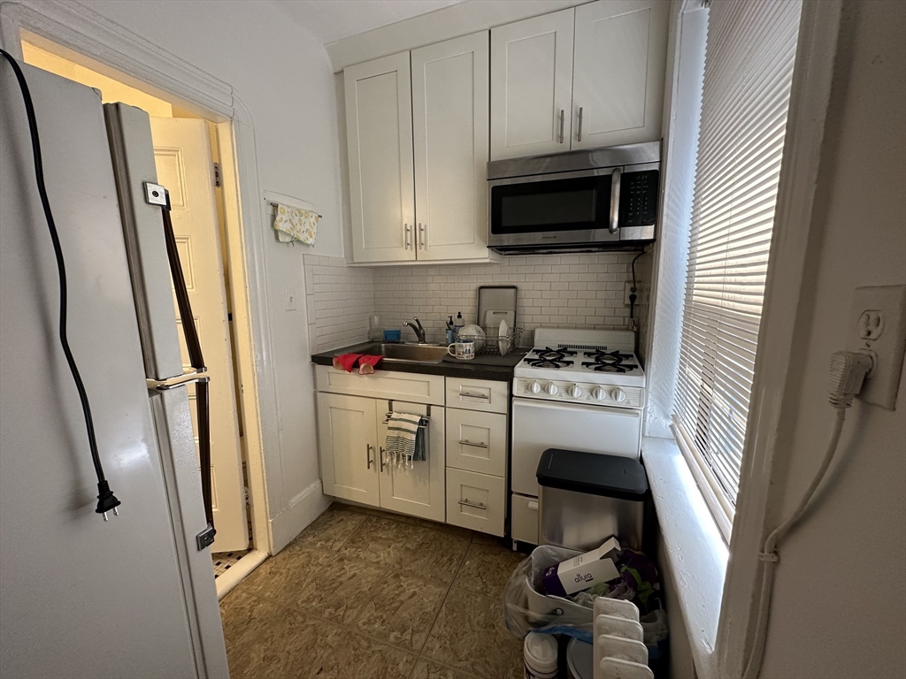 62 Phillips St. # 1