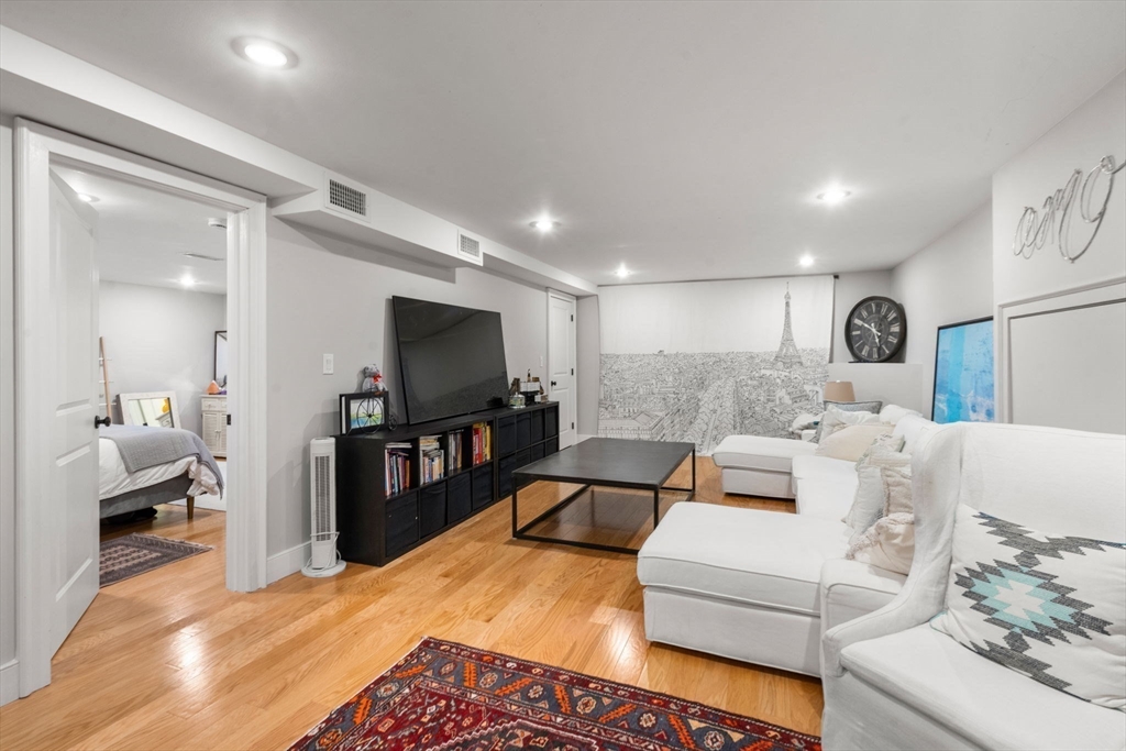 73-79 Auburn St # 75