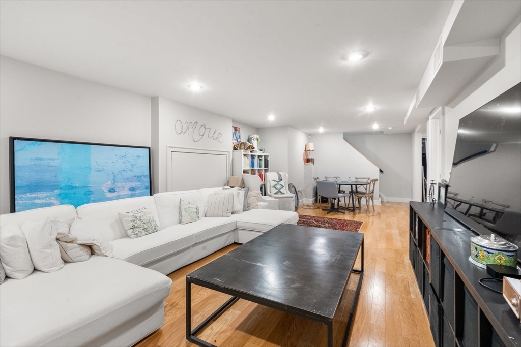 73-79 Auburn St # 75