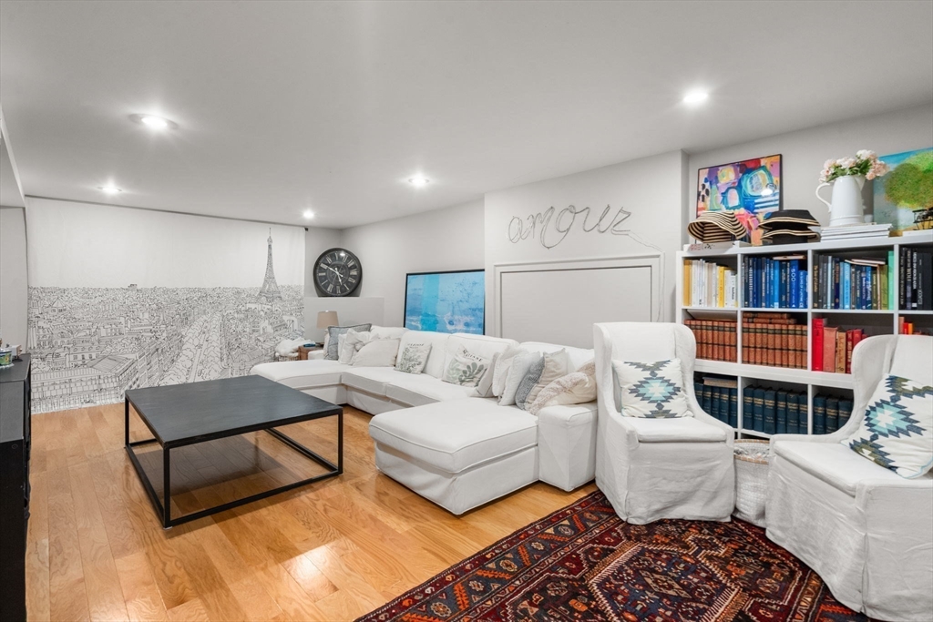 73-79 Auburn St # 75