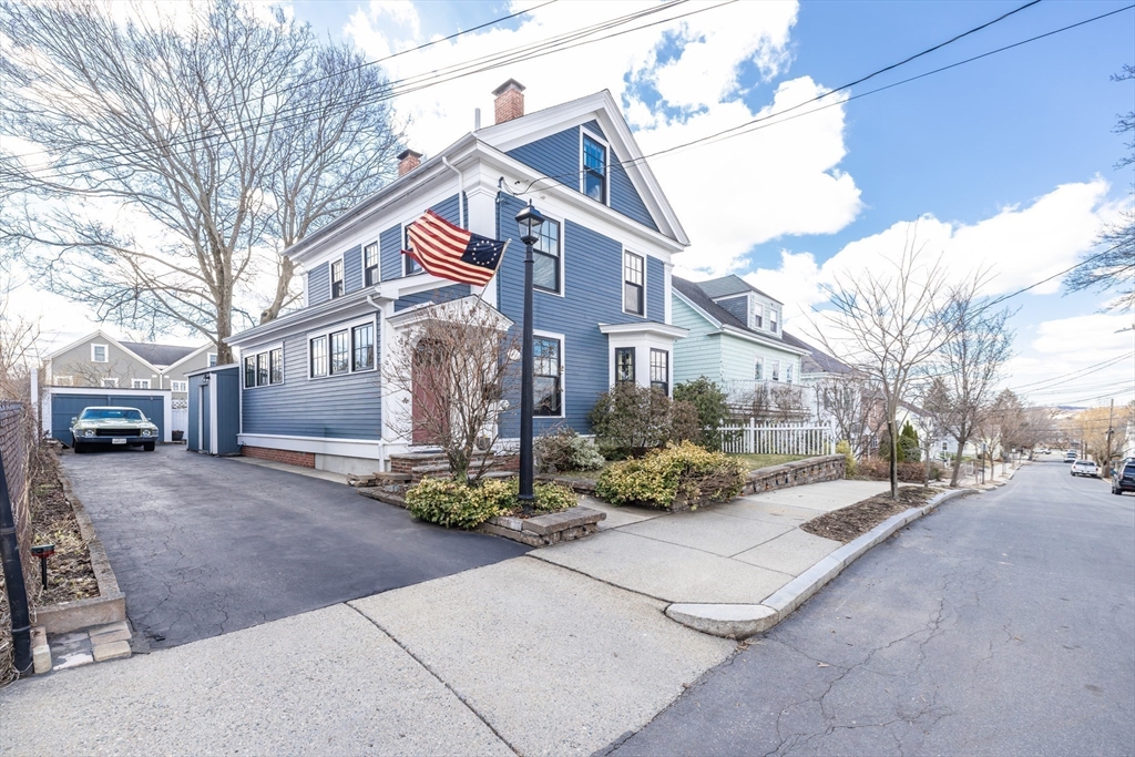 52 Gardner St