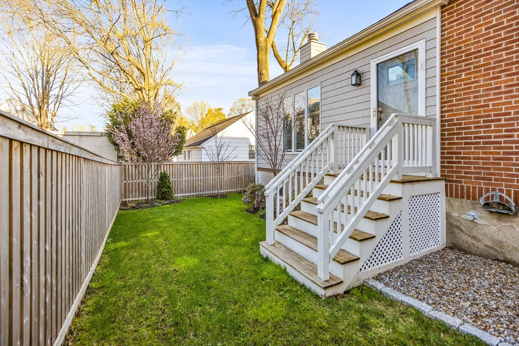 37 Commonwealth Park # 37