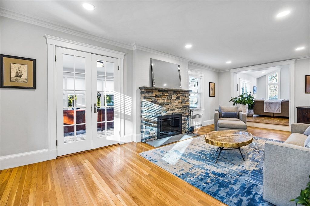 37 Commonwealth Park # 37