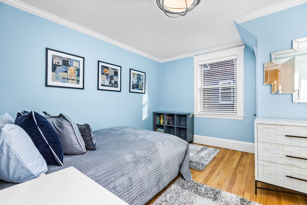 37 Commonwealth Park # 37