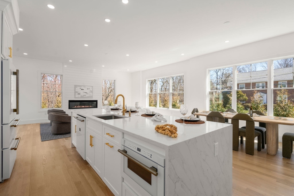 5 Morseland Ave