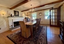51 Wildwood Ln