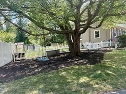 51 Wildwood Ln