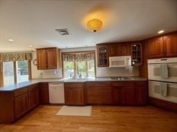 51 Wildwood Ln