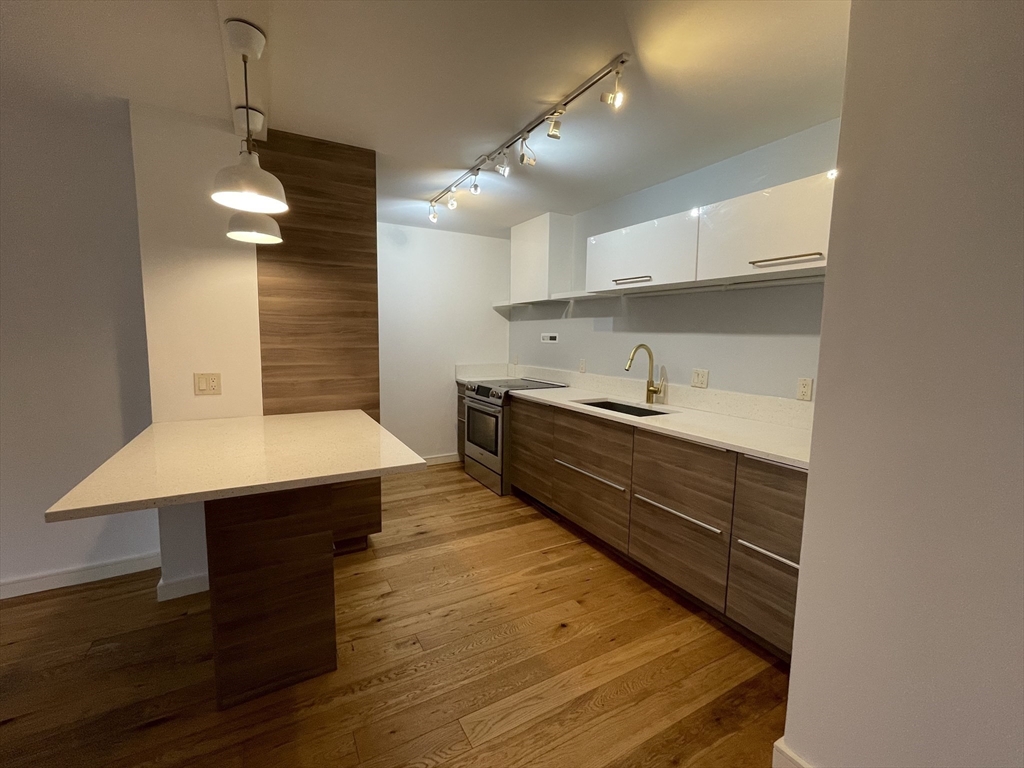 50 Longwood Ave # 319
