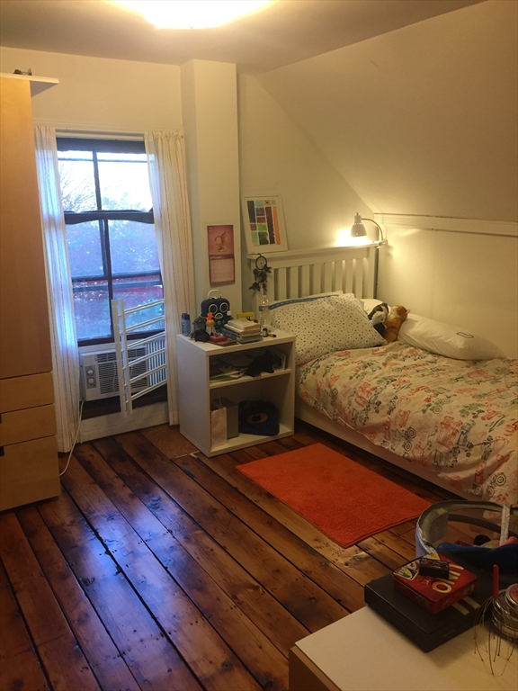 263 Auburndale Ave # 263