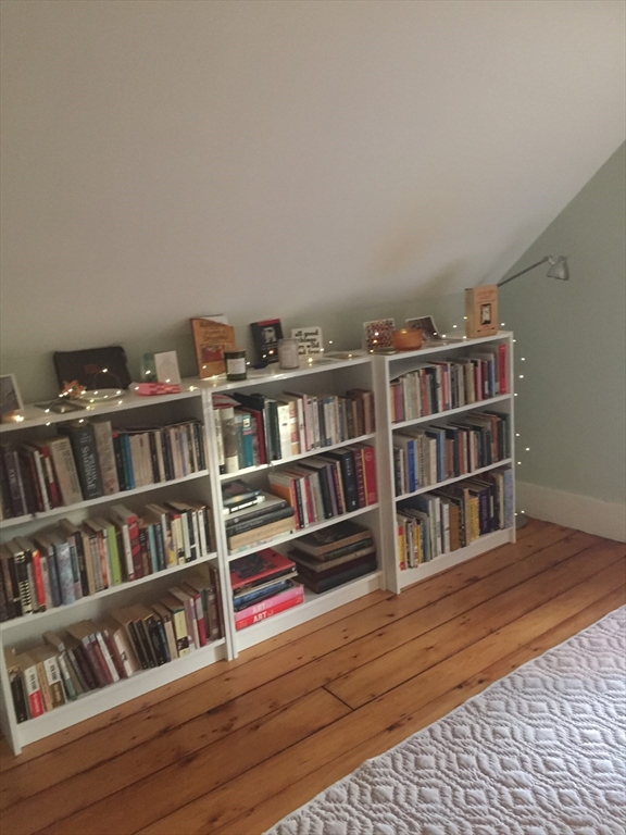 263 Auburndale Ave # 263