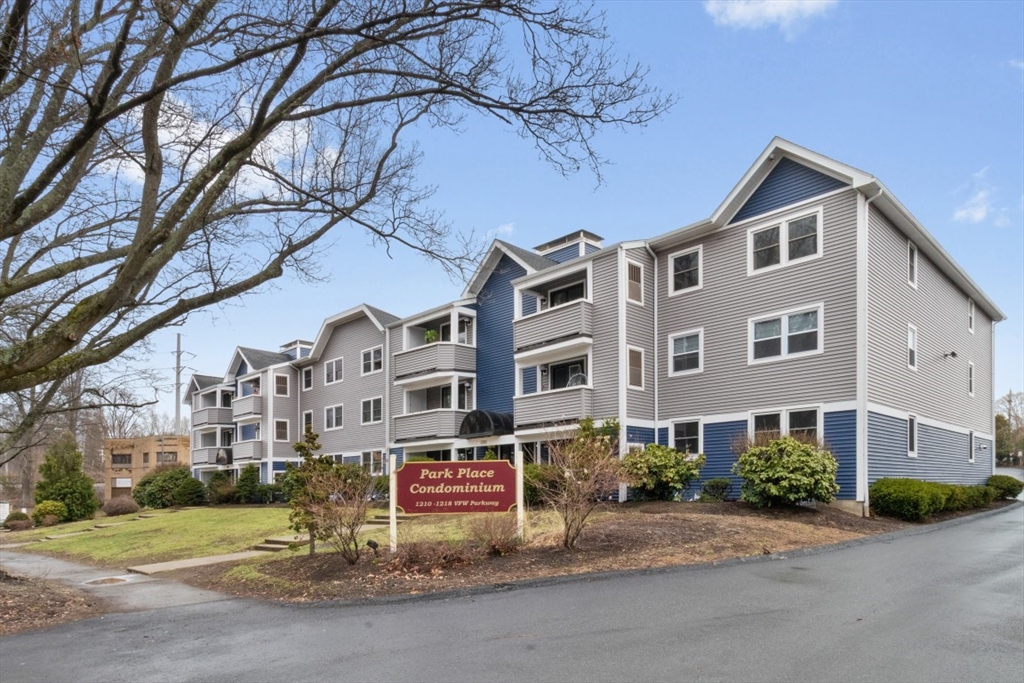 1210 Vfw Pkwy # 12