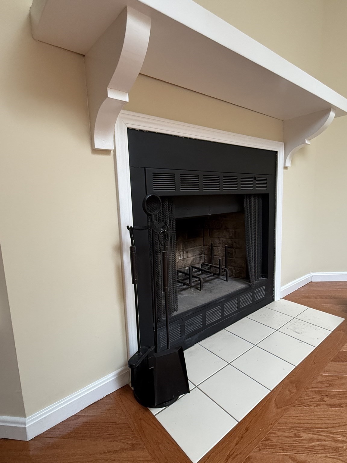 1210 Vfw Pkwy # 12